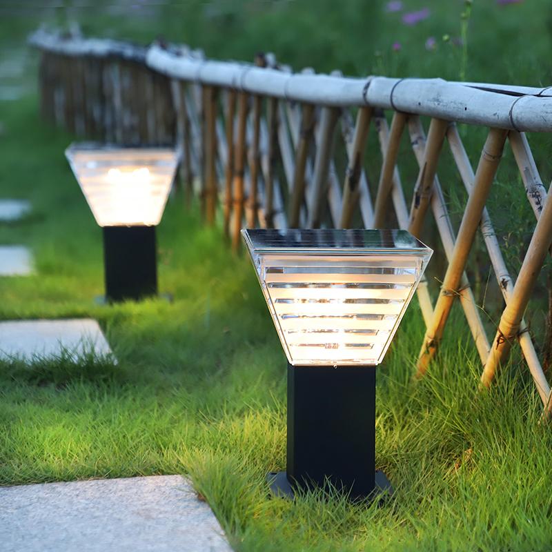 Factory Wholesale Modern Pillar Lawn Panel Lights Outdoor Waterproof LED Landscape Lighting Solar Garden Lights