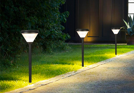 Landscape Lighting Makes a World of Difference